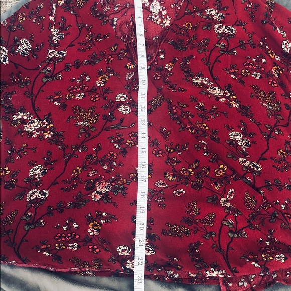 MOSSIMO - SZ XL BURGUNDY FLORAL BLOUSE - Picture 6 of 7